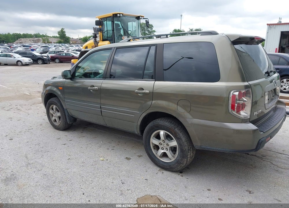 2007 HONDA PILOT EX-L VIN: 5FNYF18597B008424