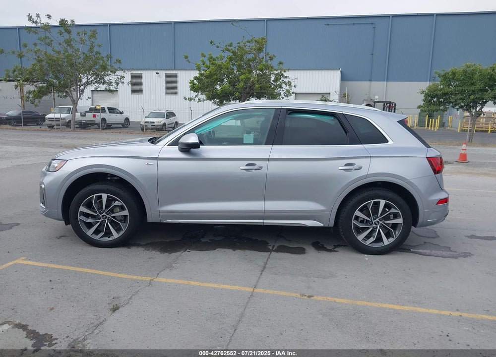 2023 AUDI Q5 VIN: WA1EAAFY1P2003682