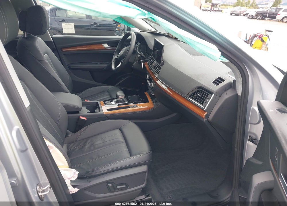2023 AUDI Q5 VIN: WA1EAAFY1P2003682