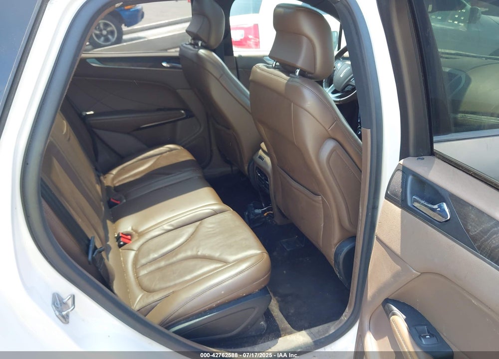 2017 LINCOLN MKC VIN: 5LMCJ3D92HUL31289