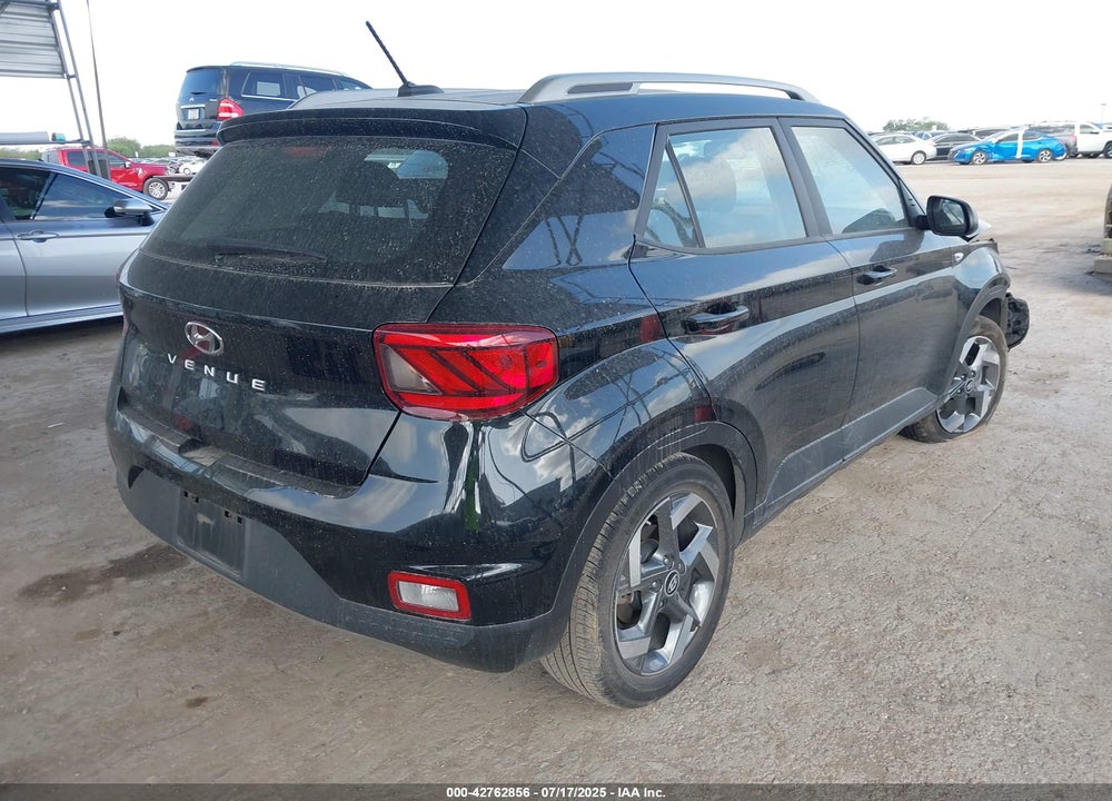 2023 HYUNDAI VENUE SEL VIN: KMHRC8A34PU218432