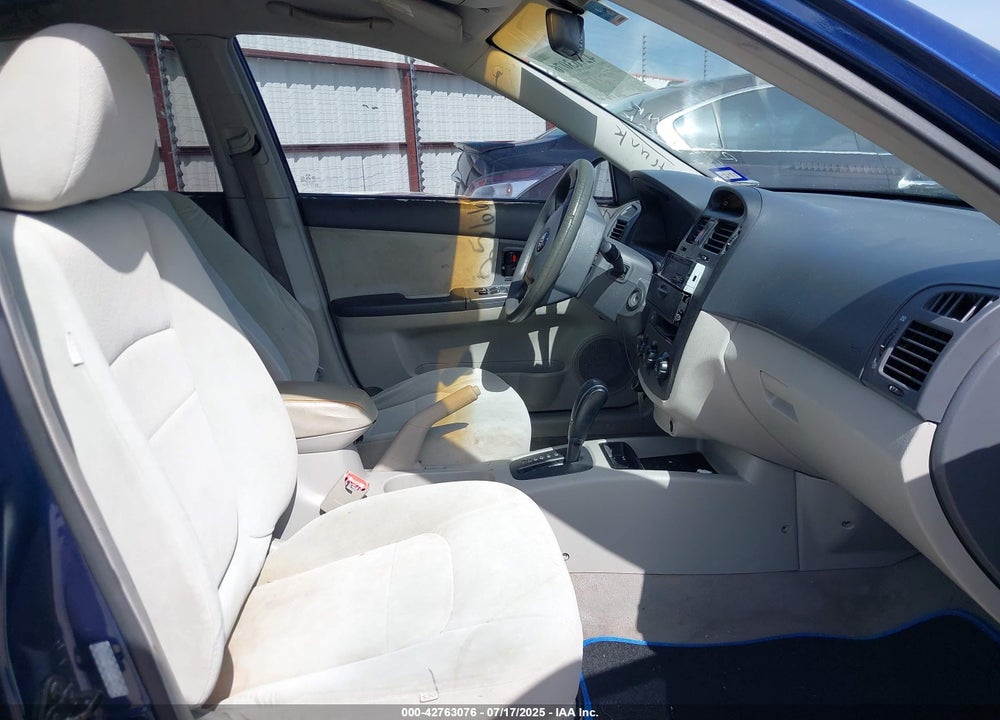2006 KIA SPECTRA VIN: KNAFE121465256612