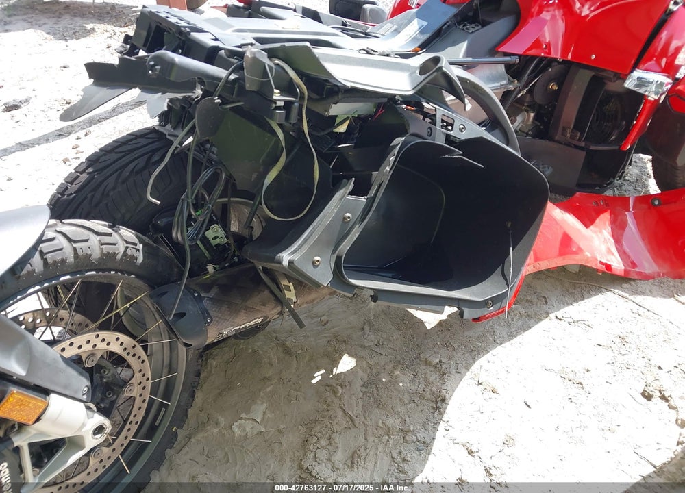 2012 CAN-AM SPYDER ROADSTER RTS VIN: 2BXJBHC1XCV001269