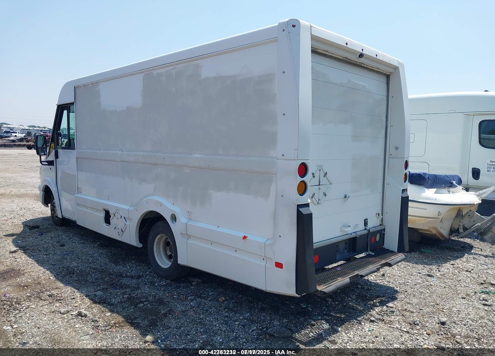 2013 ISUZU COMMERCIAL VAN VIN: JALB4T176D7W01208