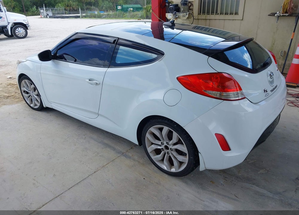 2013 HYUNDAI VELOSTER BASE W/GRAY VIN: KMHTC6AD4DU099795