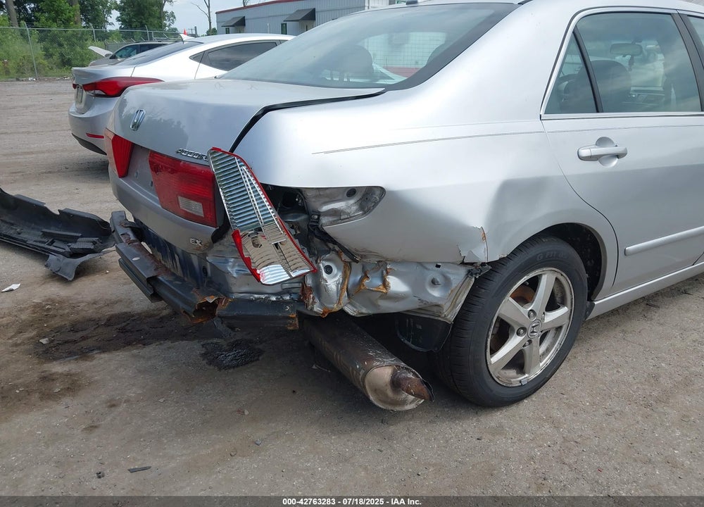 2005 HONDA ACCORD VIN: 1HGCM56735A055919