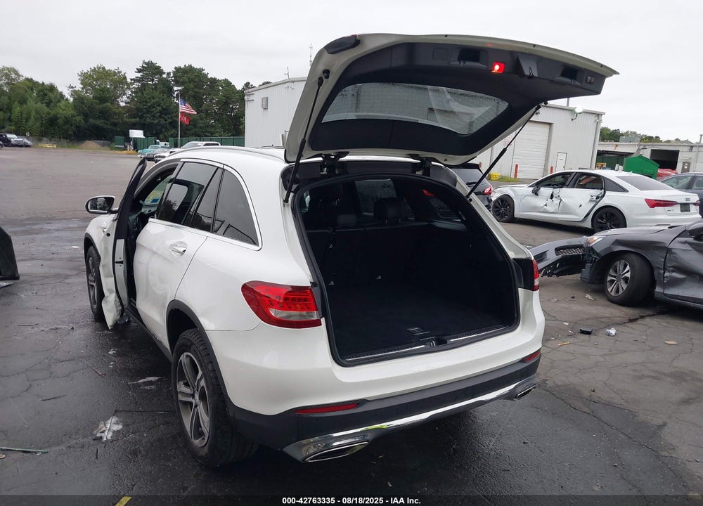 2017 MERCEDES-BENZ GLC CLASS VIN: WDC0G4JB8HF126905