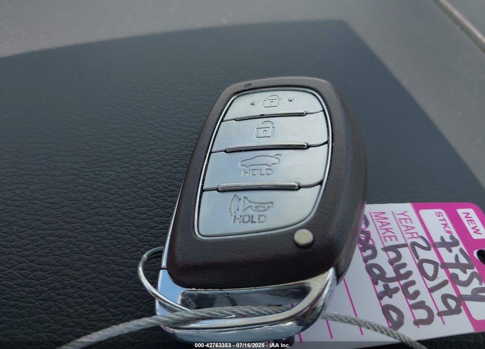 2019 HYUNDAI SONATA VIN: 5NPE34AF4KH812138