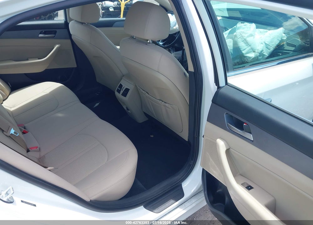 2019 HYUNDAI SONATA VIN: 5NPE34AF4KH812138