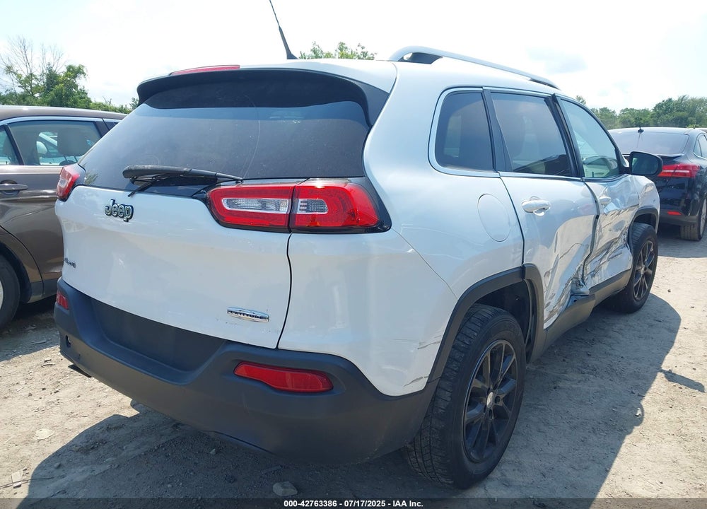 2014 JEEP CHEROKEE VIN: 1C4PJMCB9EW228065