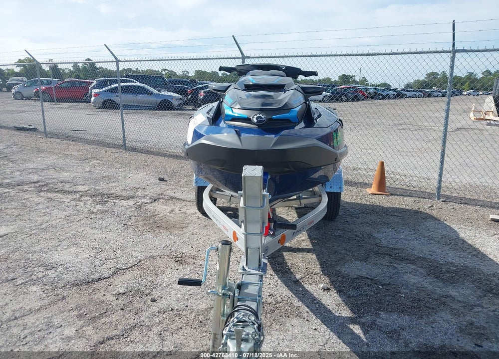 2024 SEADOO PERSONAL WATERCRAFT VIN: YDV63853C424