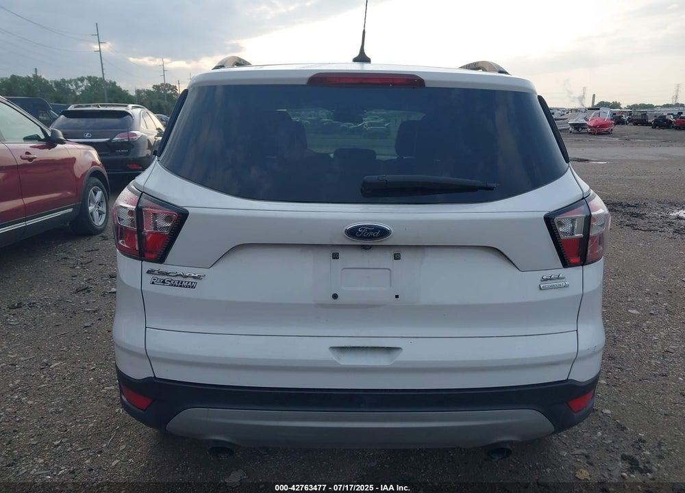 2018 FORD ESCAPE VIN: 1FMCU0HD5JUD01698