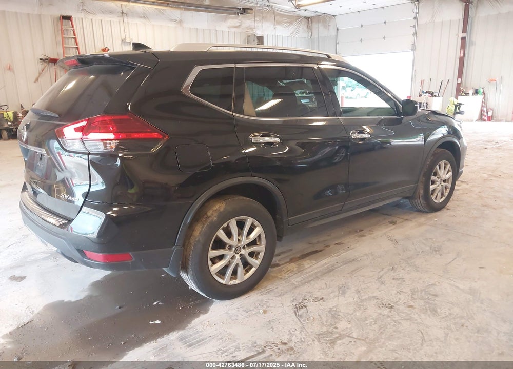 2017 NISSAN ROGUE VIN: 5N1AT2MV8HC845374