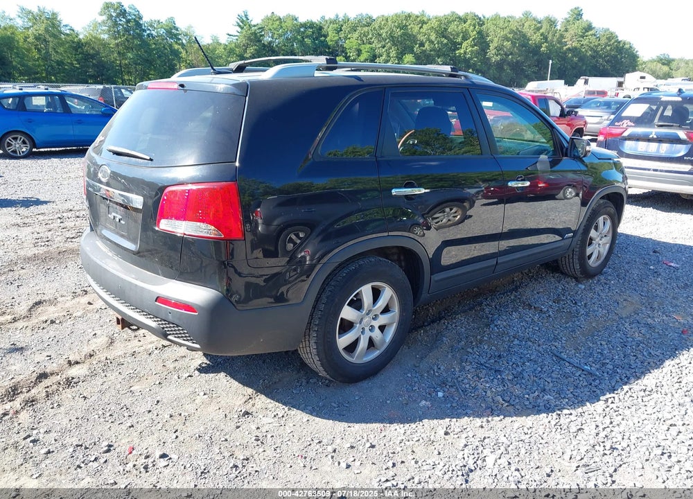 2012 KIA SORENTO VIN: 5XYKTDA65CG199135