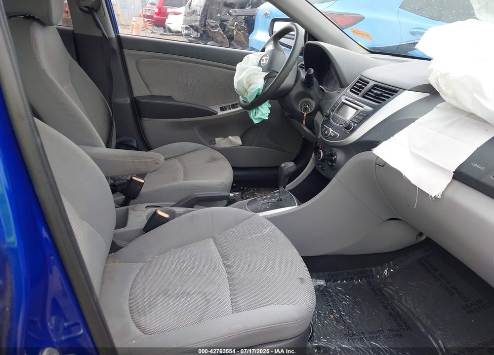 2013 HYUNDAI ACCENT VIN: KMHCT4AE0DU555675