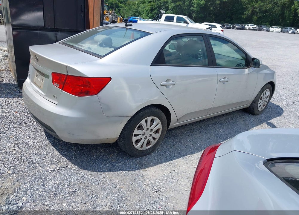 2012 KIA FORTE VIN: KNAFU4A2XC5637570
