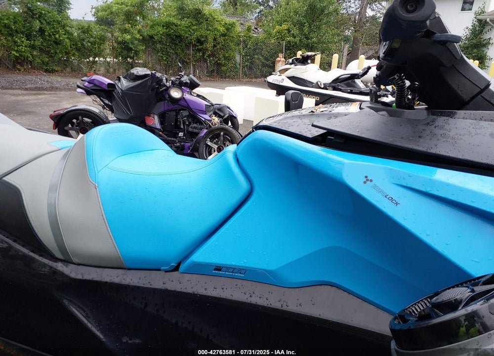 2019 SEA DOO RXT-300 VIN: YDV19074C919