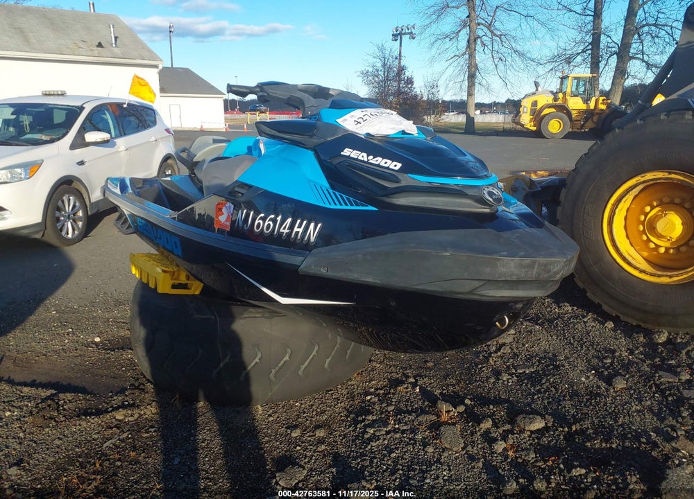 2019 SEA DOO RXT-300 VIN: YDV19074C919