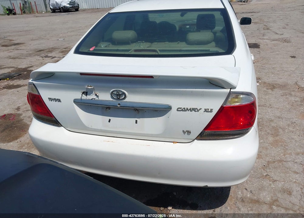 2005 TOYOTA CAMRY XLE V6 VIN: 4T1BF32K45U083497