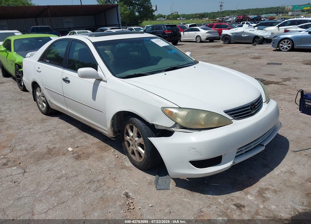 2005 TOYOTA CAMRY XLE V6 VIN: 4T1BF32K45U083497