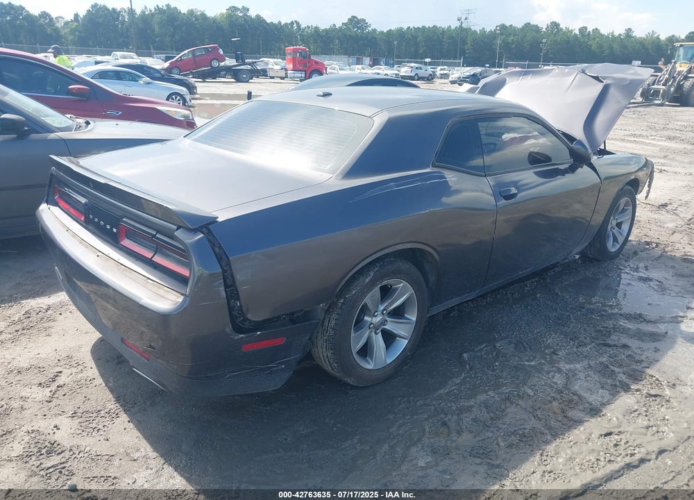 2019 DODGE CHALLENGER SXT VIN: 2C3CDZAG8KH752288