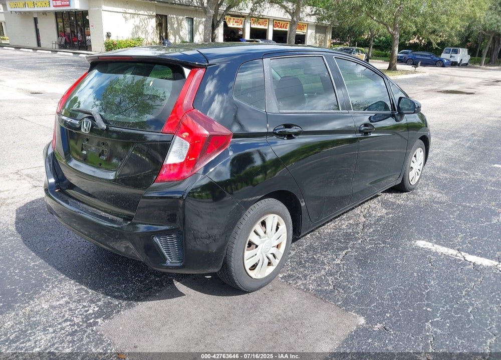 2015 HONDA FIT VIN: 3HGGK5H50FM743903