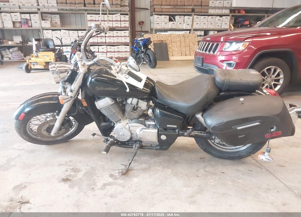2004 HONDA VT750 C VIN: JH2RC50054K010861