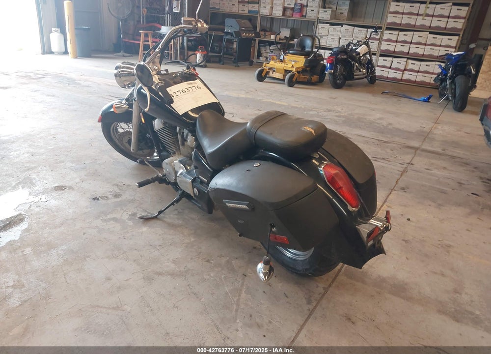 2004 HONDA VT750 C VIN: JH2RC50054K010861