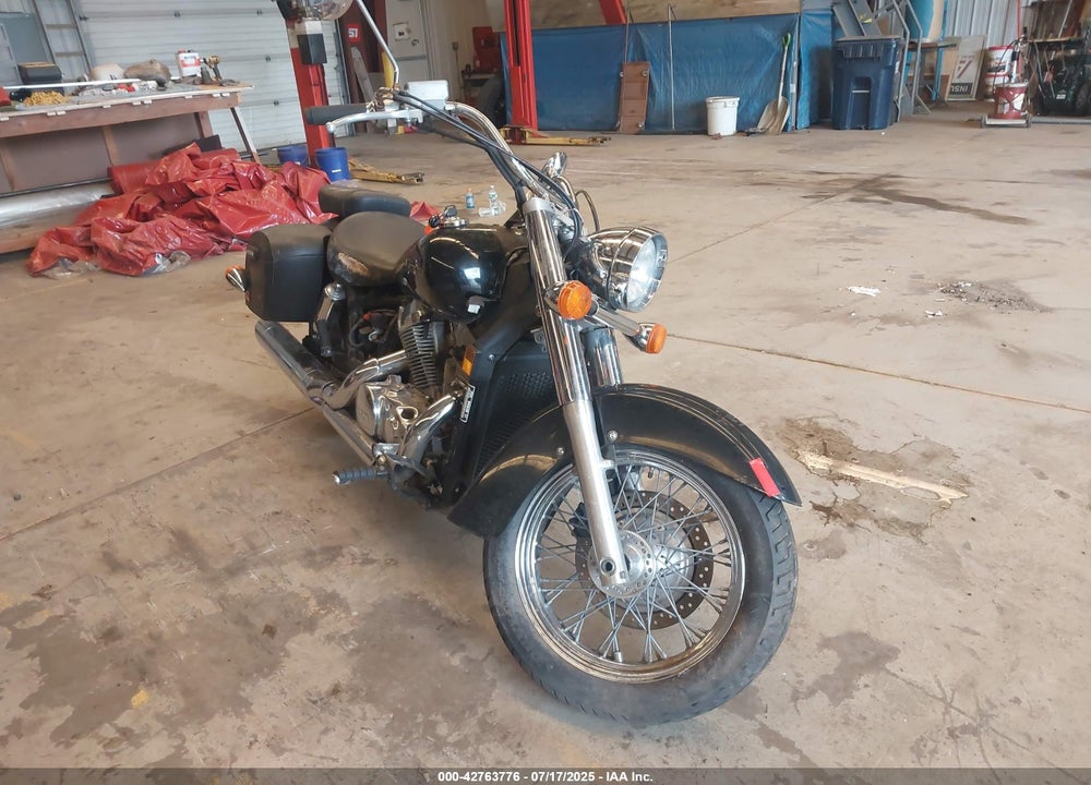 2004 HONDA VT750 C VIN: JH2RC50054K010861