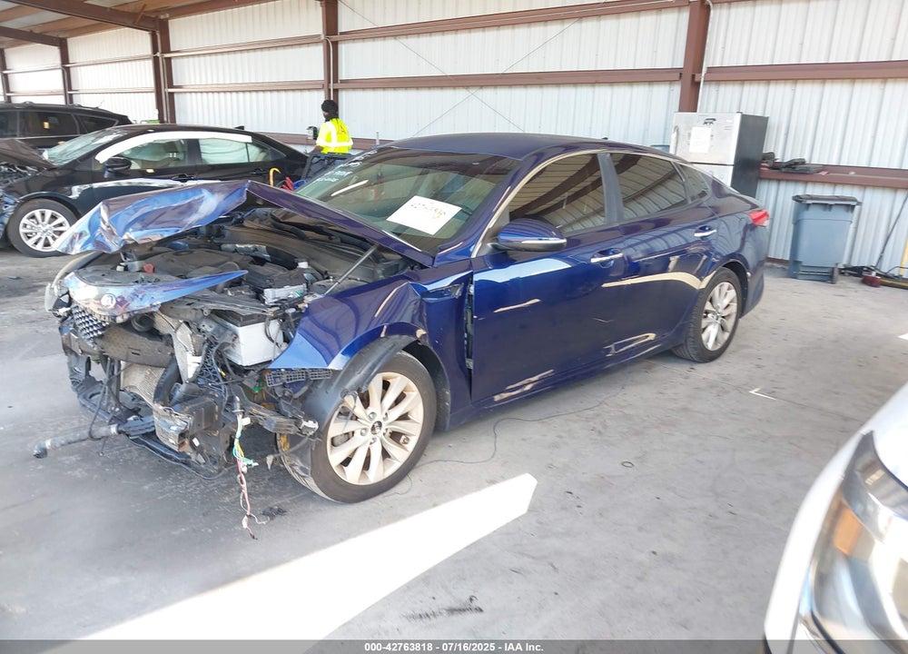 2016 KIA OPTIMA VIN: 5XXGU4L31GG005233