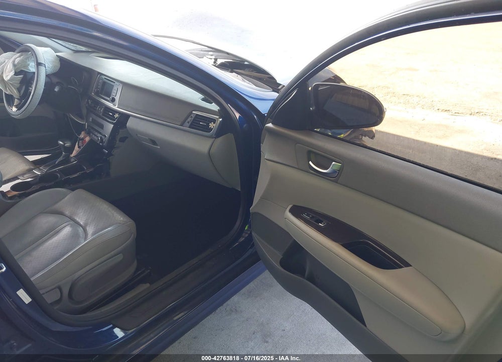 2016 KIA OPTIMA VIN: 5XXGU4L31GG005233