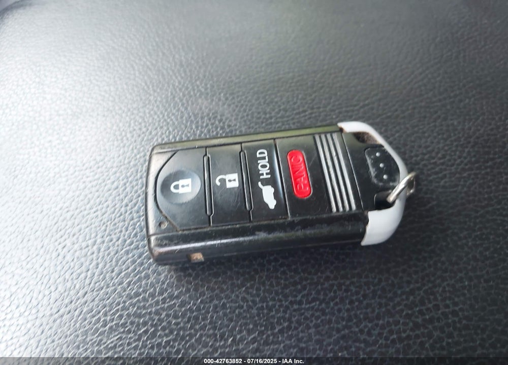 2013 ACURA RDX VIN: 5J8TB4H51DL015675