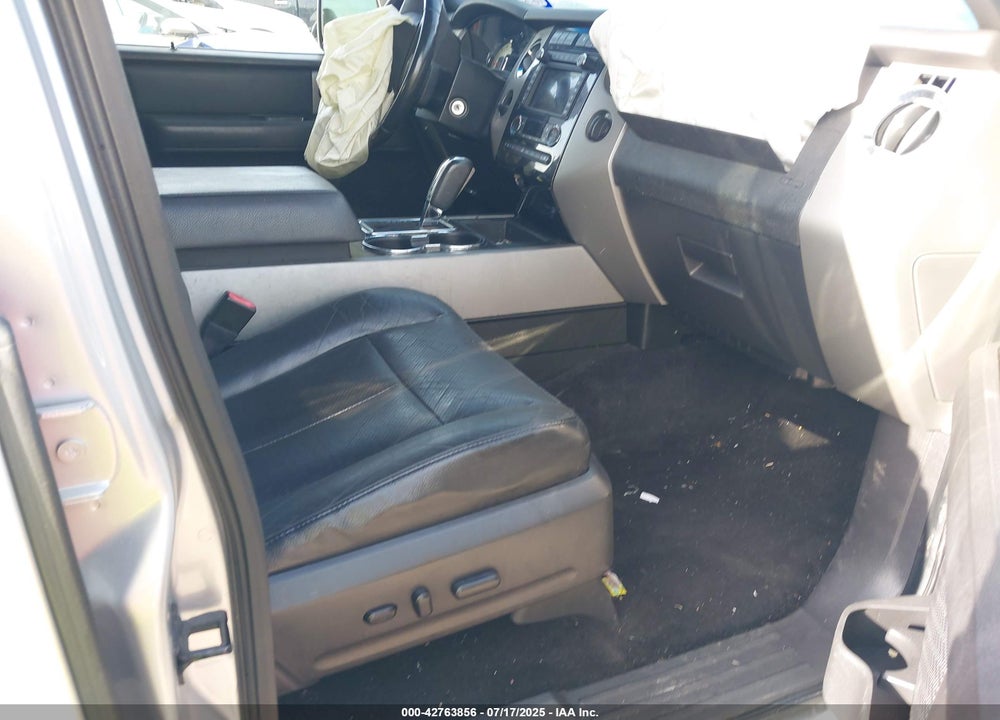 2011 FORD EXPEDITION LIMITED VIN: 1FMJU1K53BEF20833