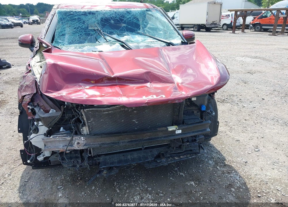 2023 KIA CARNIVAL MPV LX SEAT PACKAGE VIN: KNDNB4H32P6193555
