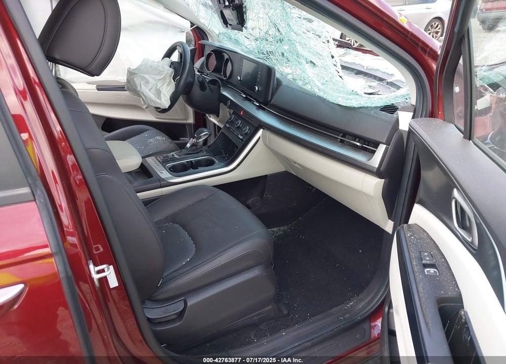 2023 KIA CARNIVAL MPV LX SEAT PACKAGE VIN: KNDNB4H32P6193555