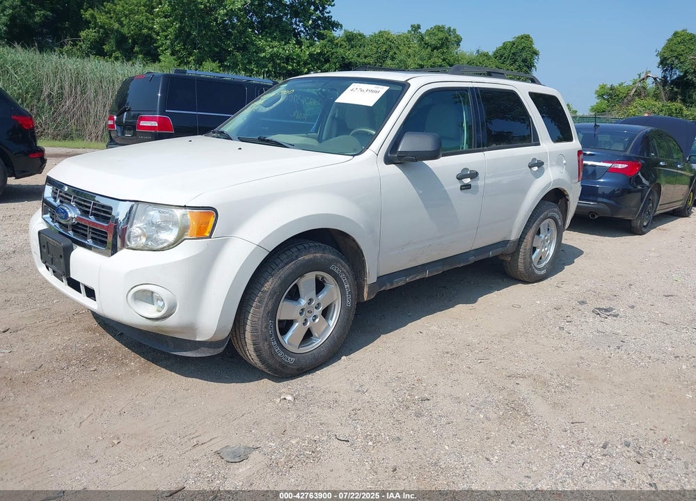 2011 FORD ESCAPE VIN: 1FMCU9DG3BKB69543