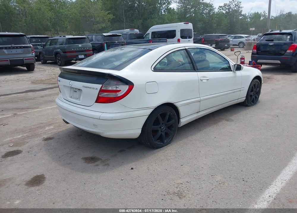 2005 MERCEDES-BENZ C 230 KOMPRESSOR SPORT VIN: WDBRN40J65A691009