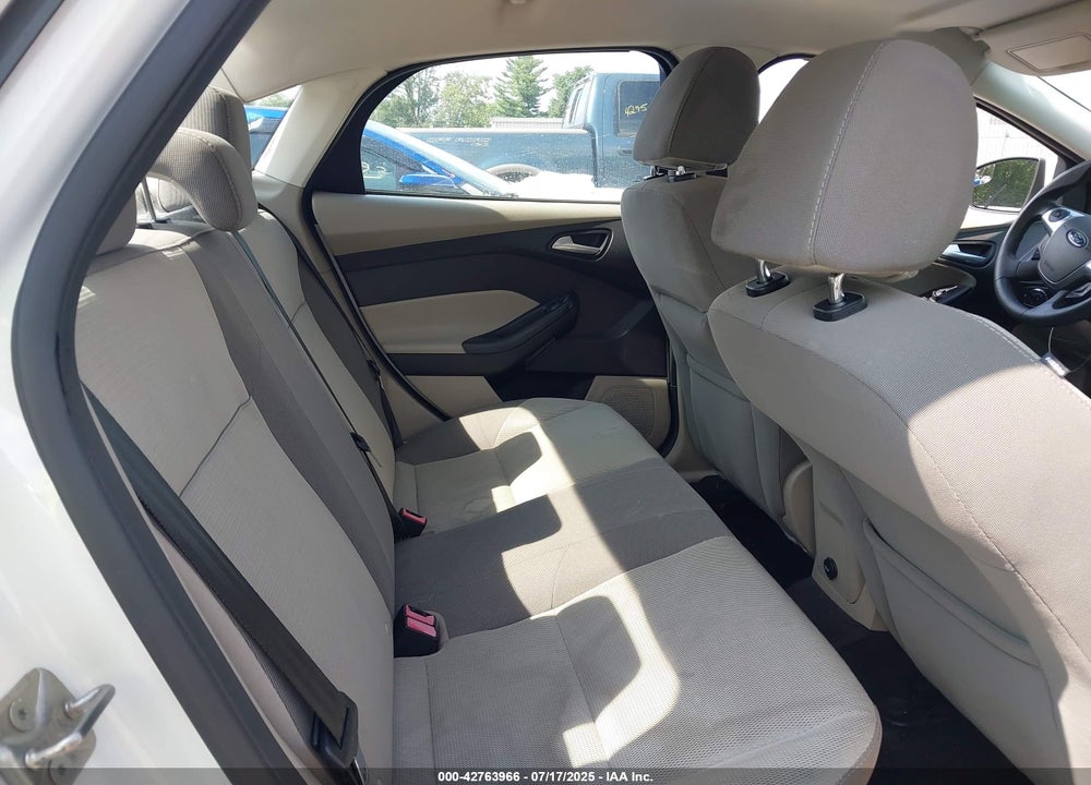 2013 FORD FOCUS VIN: 1FADP3F26DL280248