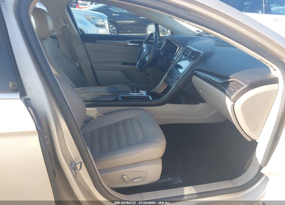 2019 FORD FUSION HYBRID SEL VIN: 3FA6P0MUXKR136938