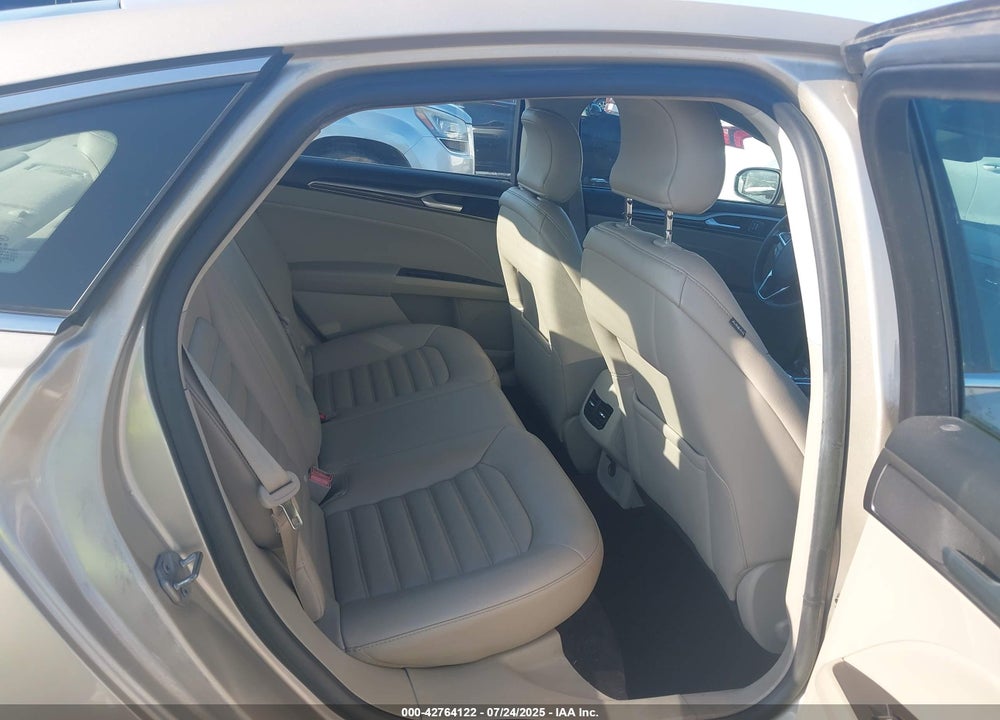 2019 FORD FUSION HYBRID SEL VIN: 3FA6P0MUXKR136938