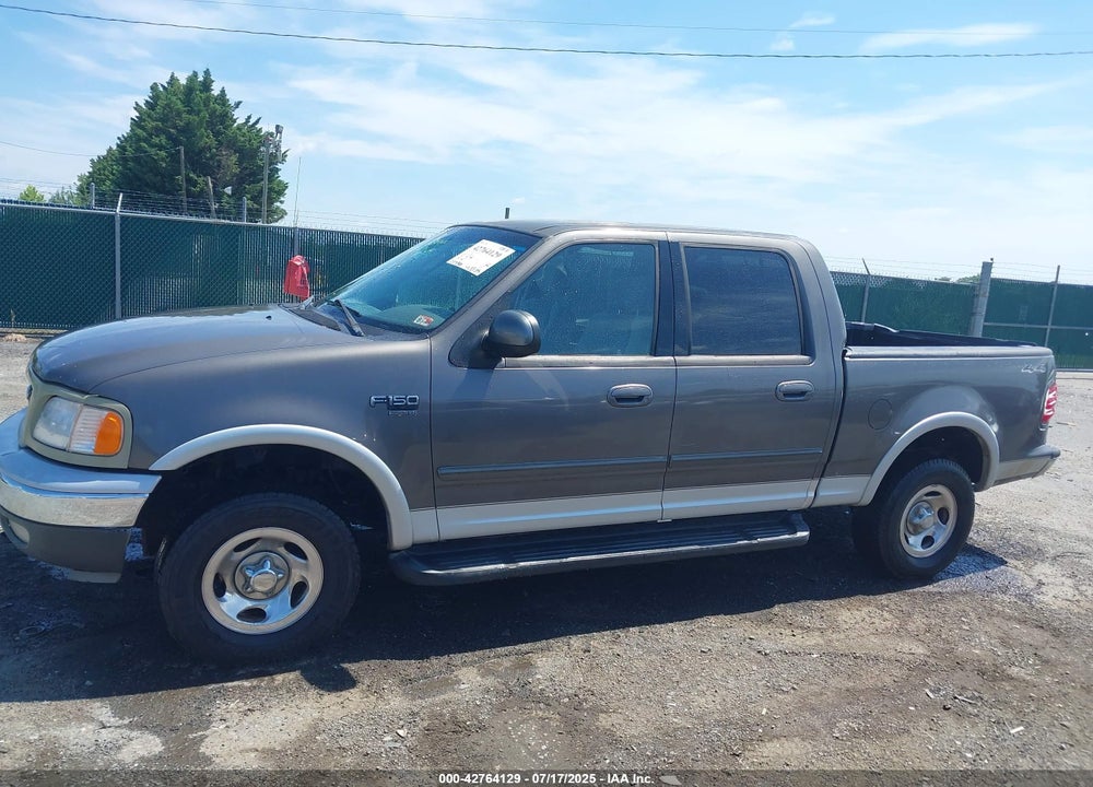 2002 FORD F-150 LARIAT/XLT VIN: 1FTRW08L32KE27250