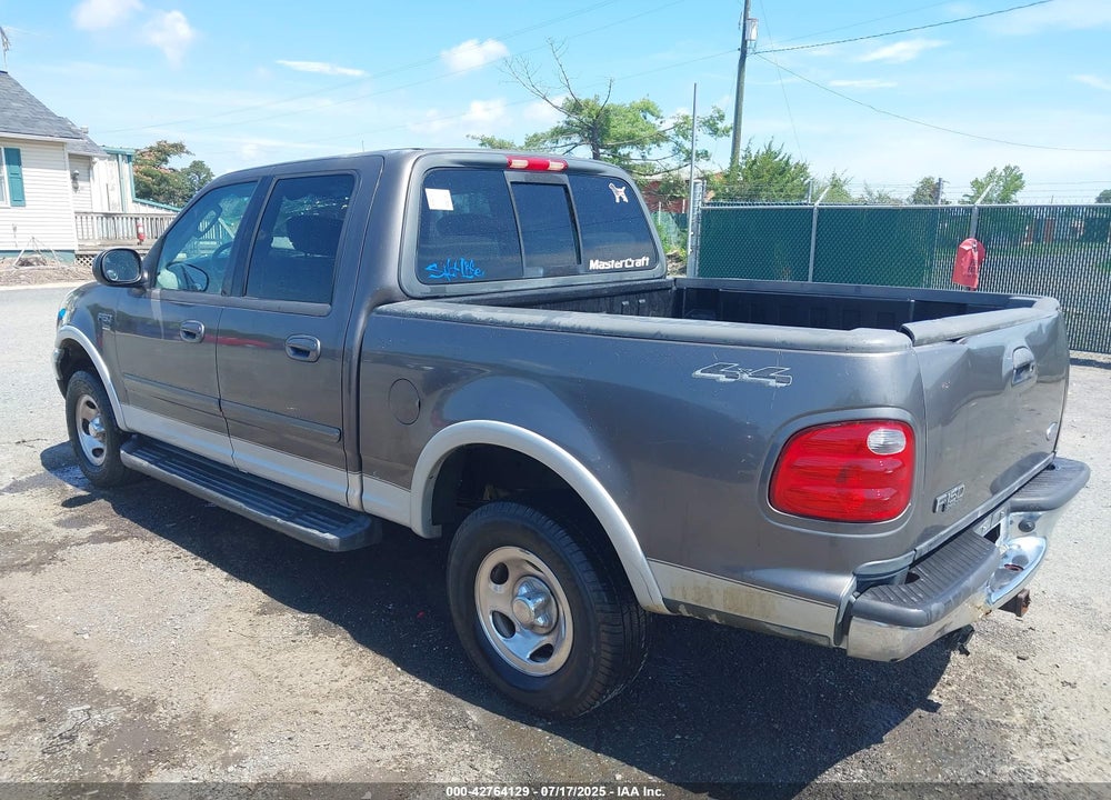 2002 FORD F-150 LARIAT/XLT VIN: 1FTRW08L32KE27250