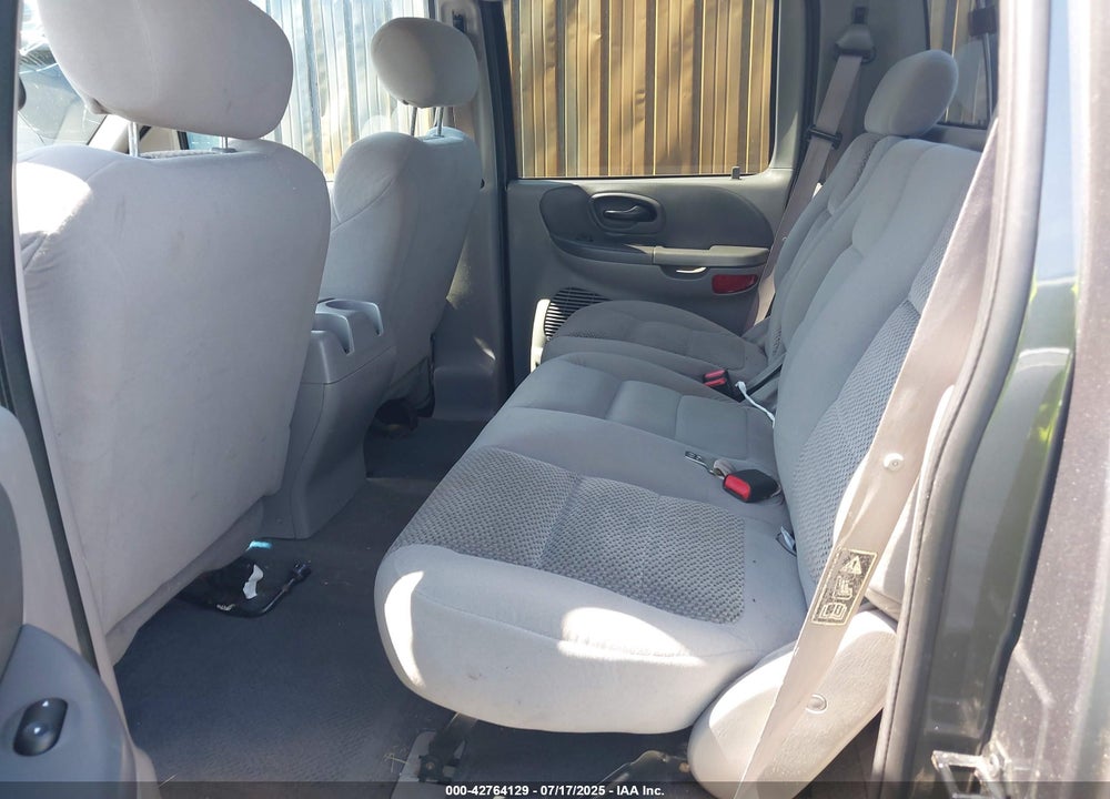 2002 FORD F-150 LARIAT/XLT VIN: 1FTRW08L32KE27250