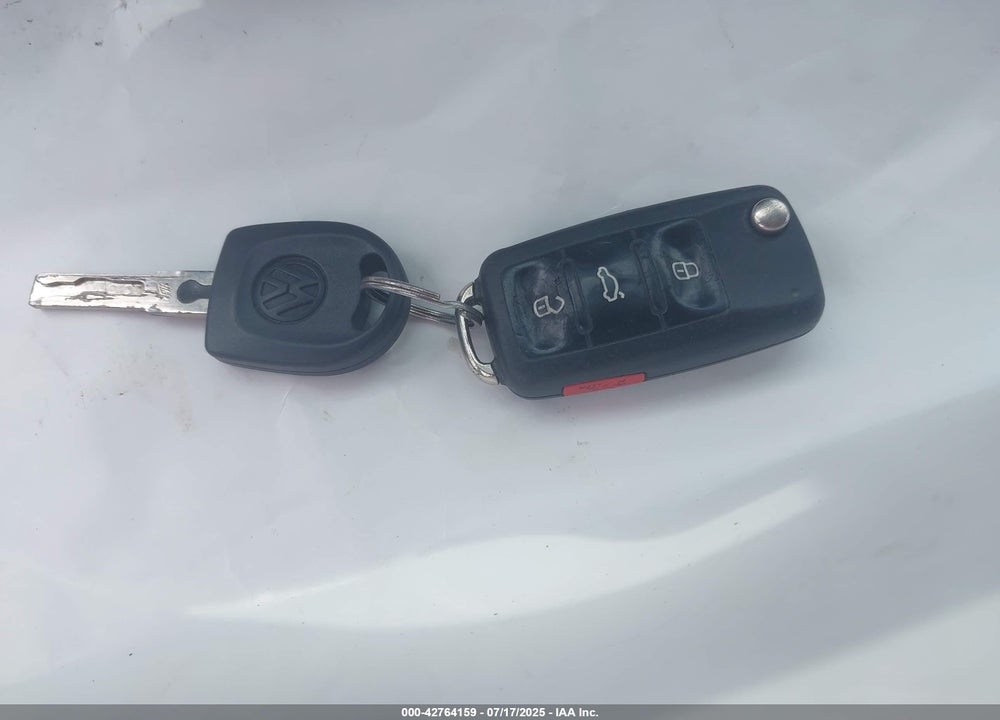 2012 VOLKSWAGEN GTI 4-DOOR VIN: WVWGD7AJ8CW222502