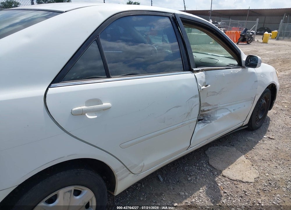 2002 TOYOTA CAMRY LE VIN: 4T1BE32K42U060669