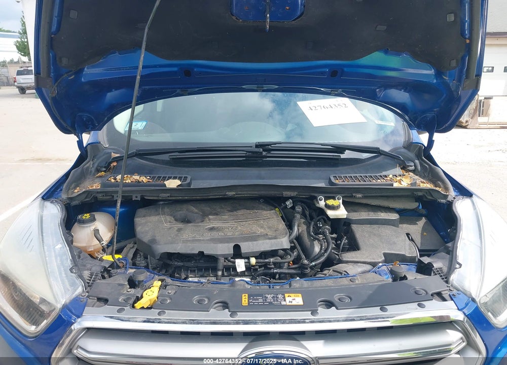 2017 FORD ESCAPE VIN: 1FMCU9GD6HUB55196