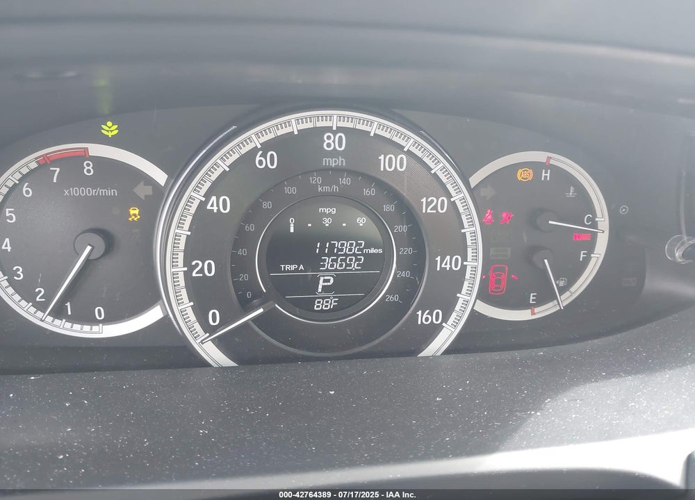 2017 HONDA ACCORD VIN: 1HGCR2F3XHA173564