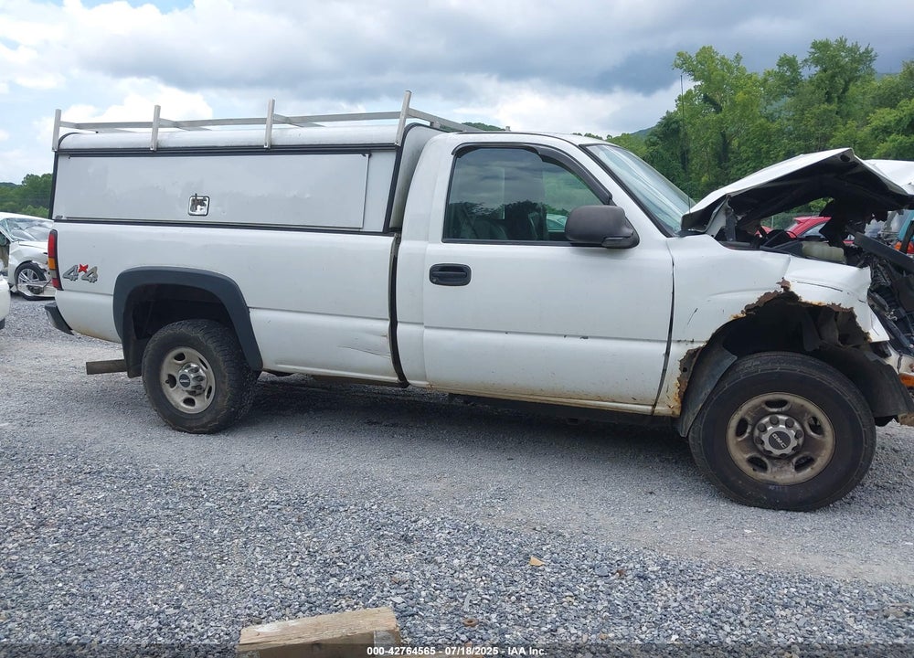 2007 GMC SIERRA VIN: 1GTHK24DX7E179795