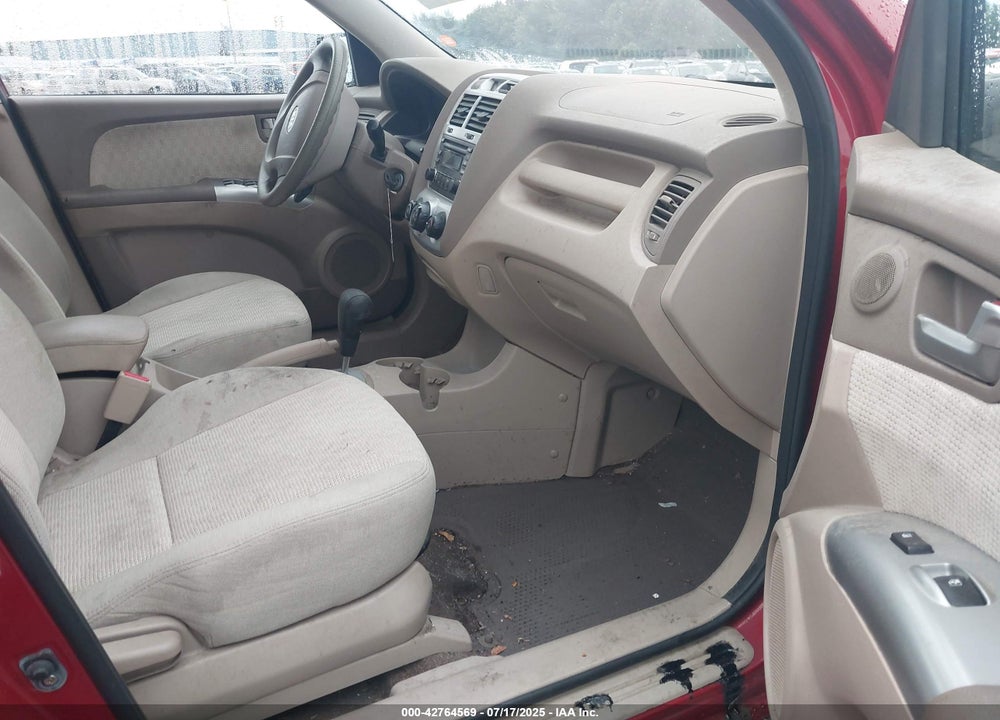 2008 KIA SPORTAGE VIN: KNDJE723787548246