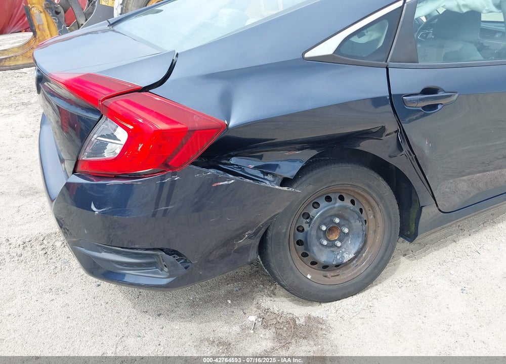 2016 HONDA CIVIC VIN: 19XFC2F50GE066100